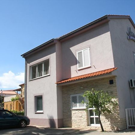 Apartments Irena Krk Đảo Krk Ngoại thất bức ảnh