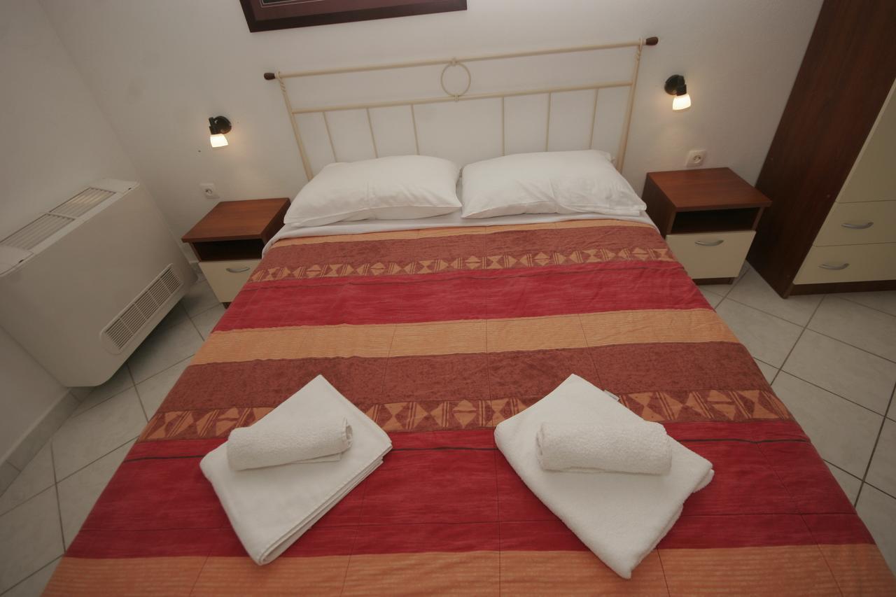 Apartments Irena Krk Đảo Krk Ngoại thất bức ảnh